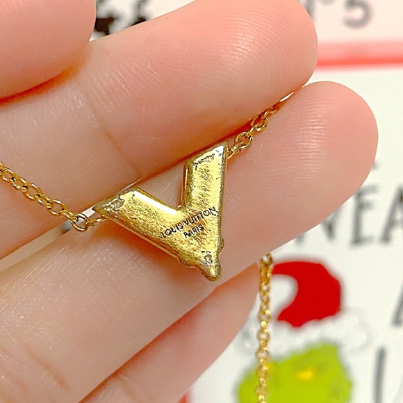 Louis Vuitton Essential V Gold Tone Bracelet - Picture 12 of 13